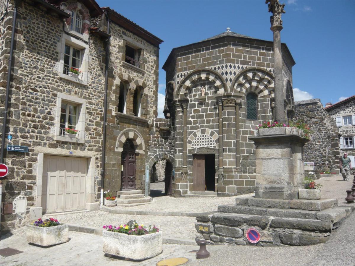 Ferienwohnung Le Petit St Clair Le Puy-en-Velay Exterior foto